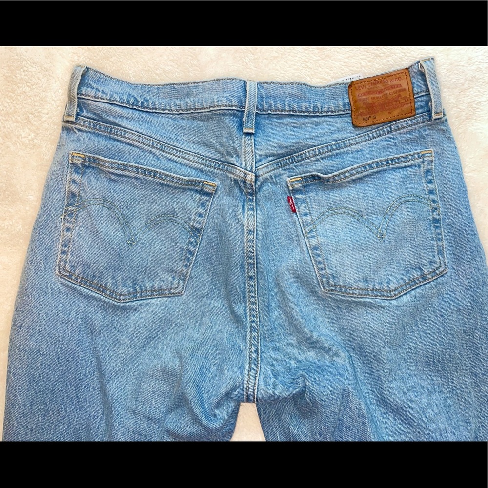 Ripped Levi’s 501